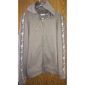 •Calvin Klein Zip Up Hoodie 🔥 Instagram 16k.ty